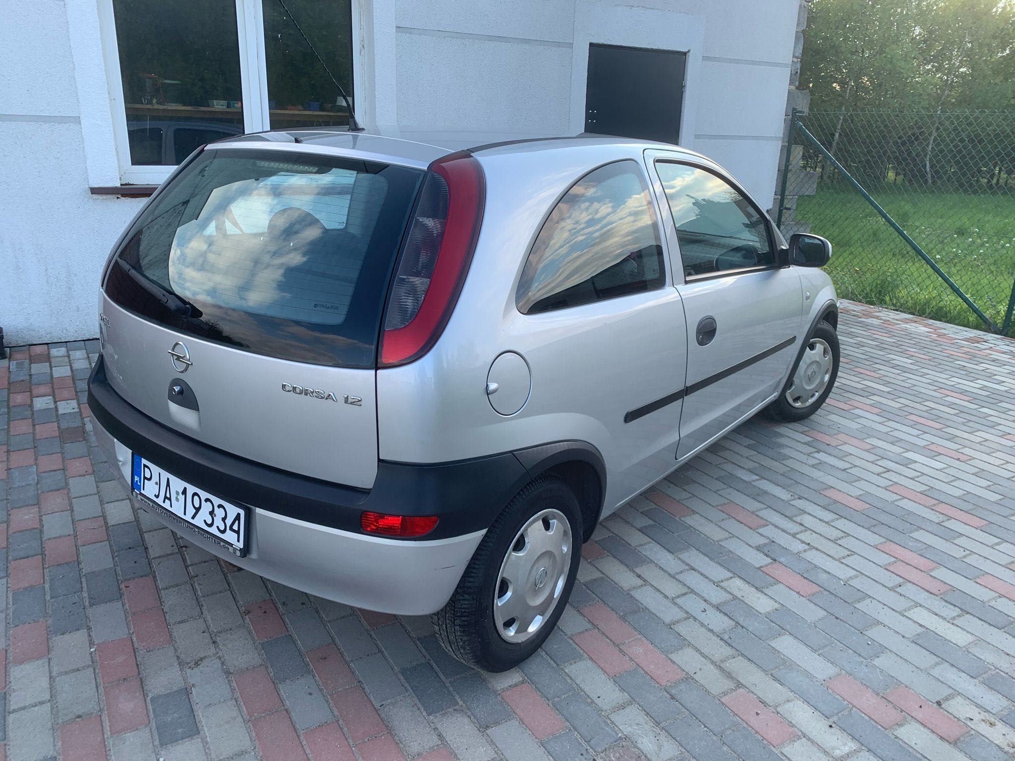 Opel Corsa C 1,2 benzyna klimatyzacja ważne opłaty