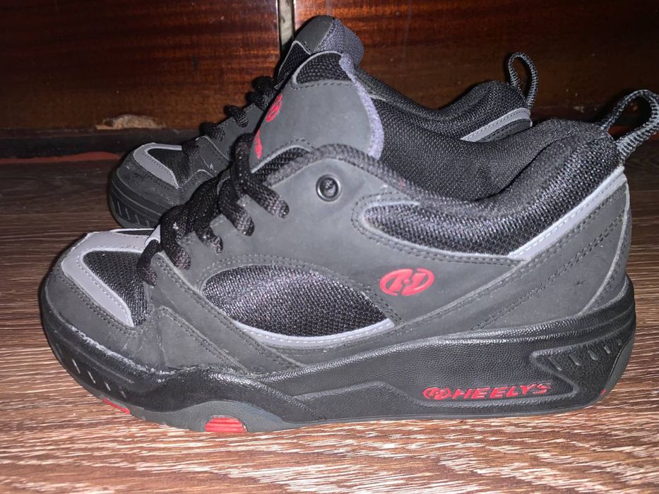 Винтажные кросовки Heelys на колесиках