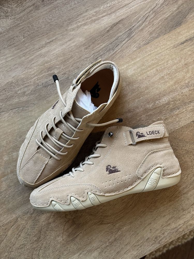 Sapatos novos confortáveis
