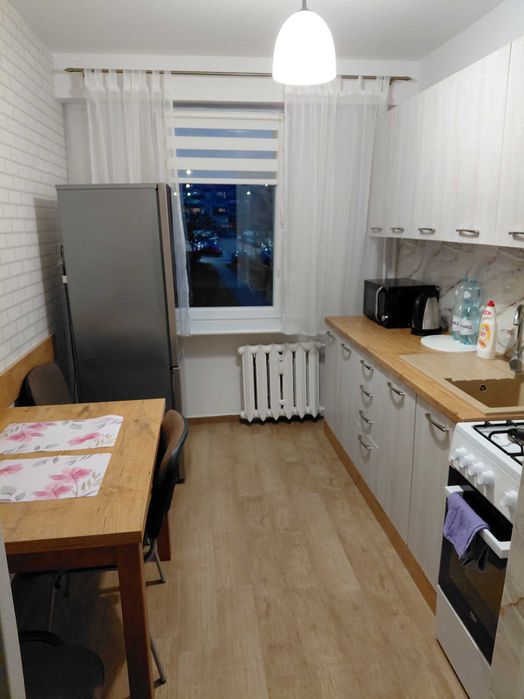 Wynajmę mieszkanie 4- pokojowe , Pieczewo