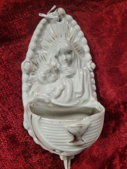 Dewocjonalia kropielnica Maryja Matka Boża z dzieciątkiem Jezus