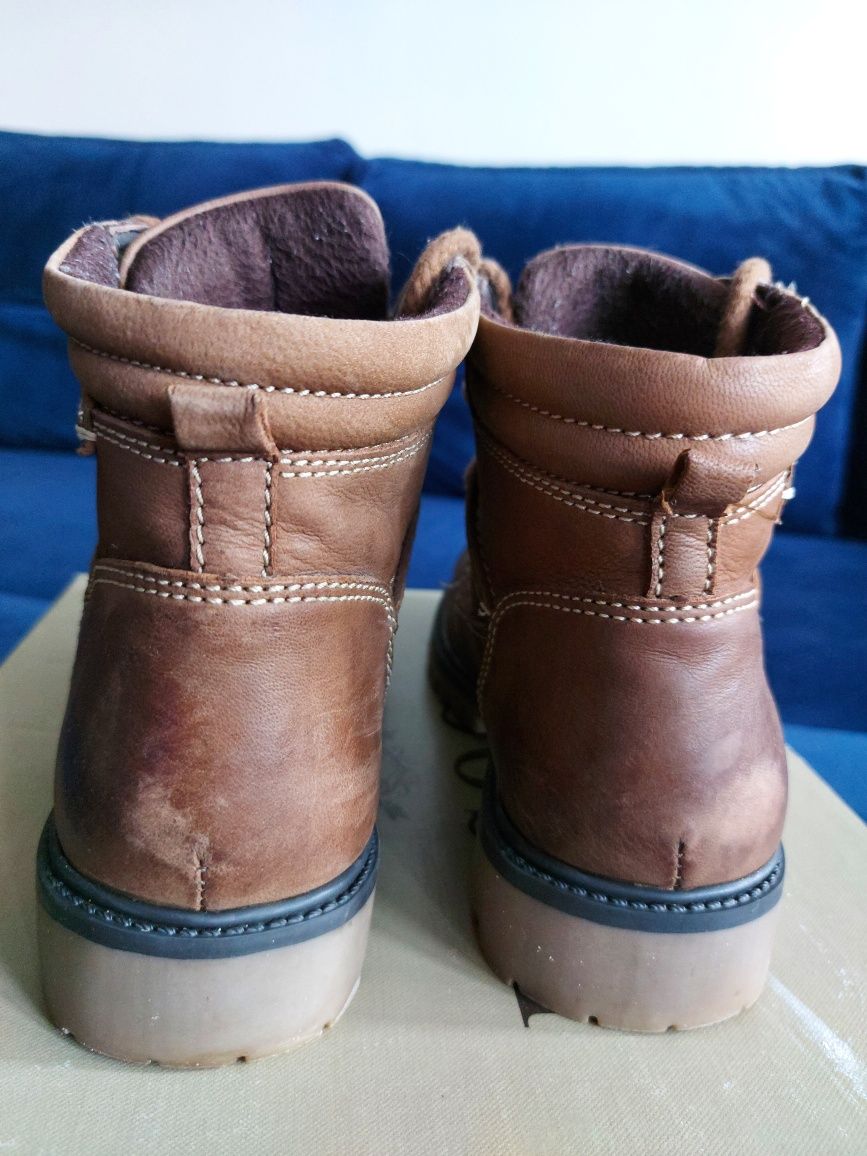 Trzewik botek Lasocki