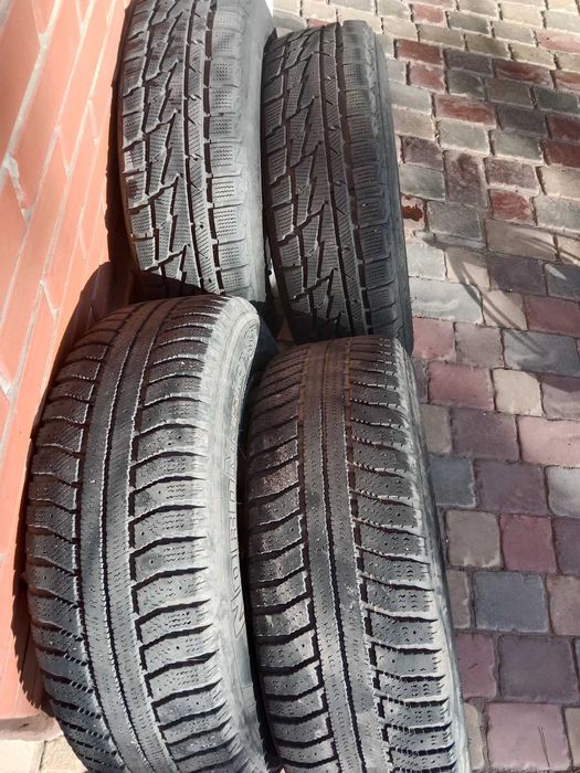 Шини з дисками зима 195/65 R15