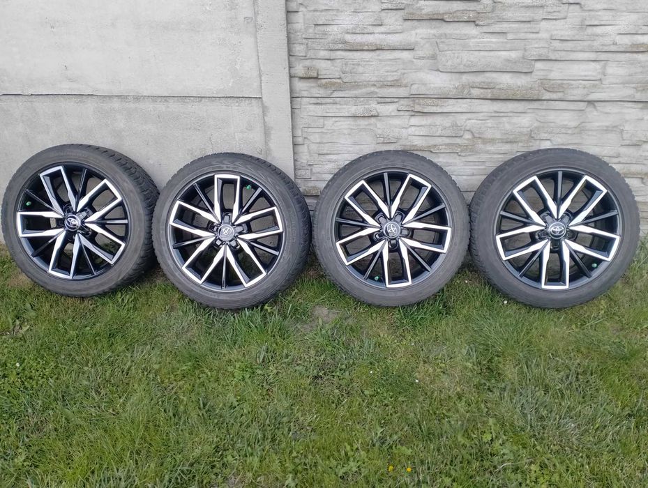 Koła zimowe 17" + czujniki Toyota Corolla e21 2021r Nokian 7,5mm Radom