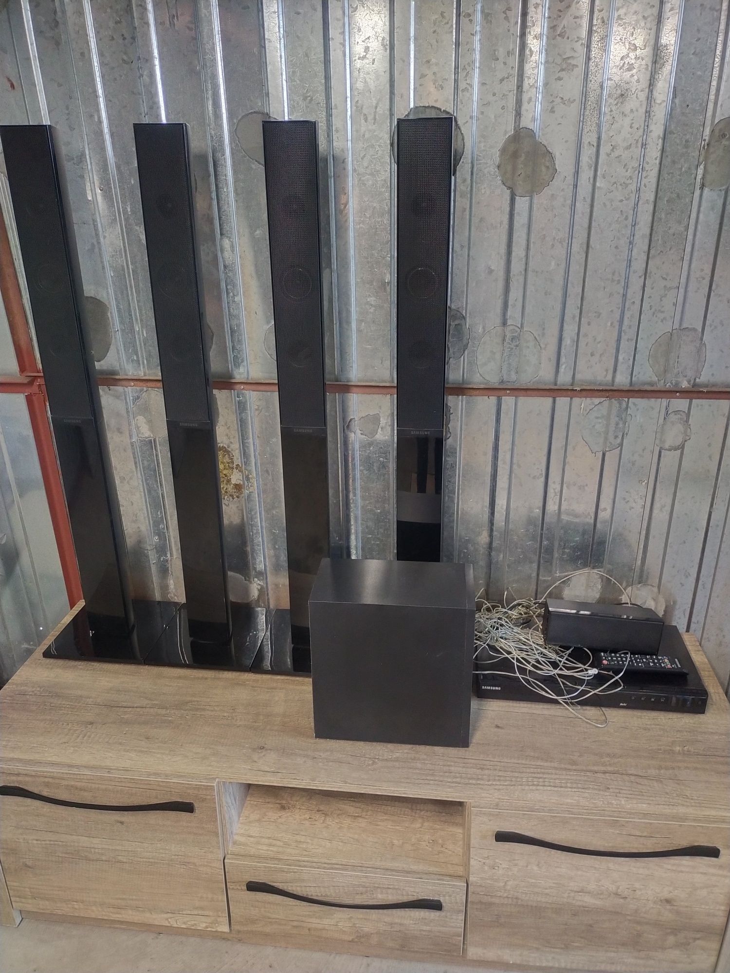 Kino domowe Samsung HT-E355 5.1