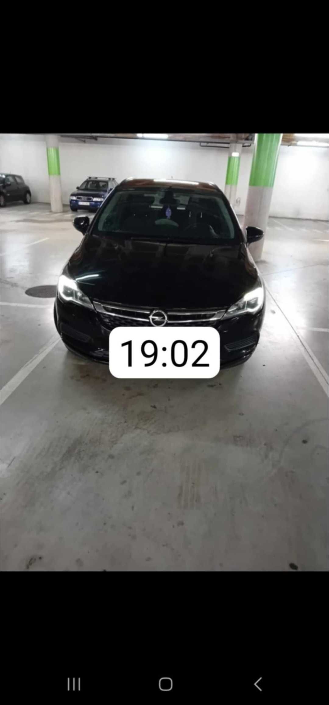 Carrinha sem nada a fazer