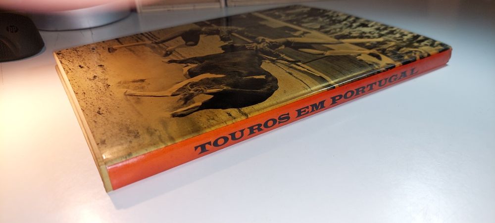 Touros em Portugal - Mascarenhas Barreto (1962)