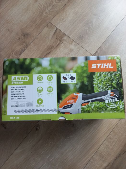 Akumulatorowe nożyce do żywopłotu i trawy HSA 26 STIHL