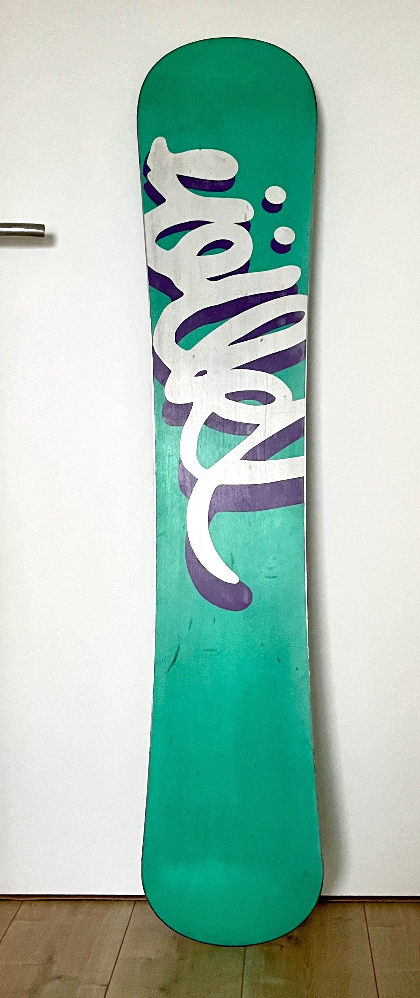 Deska snowboard Voelkl Volkl Shine 144 cm, bez wiązań