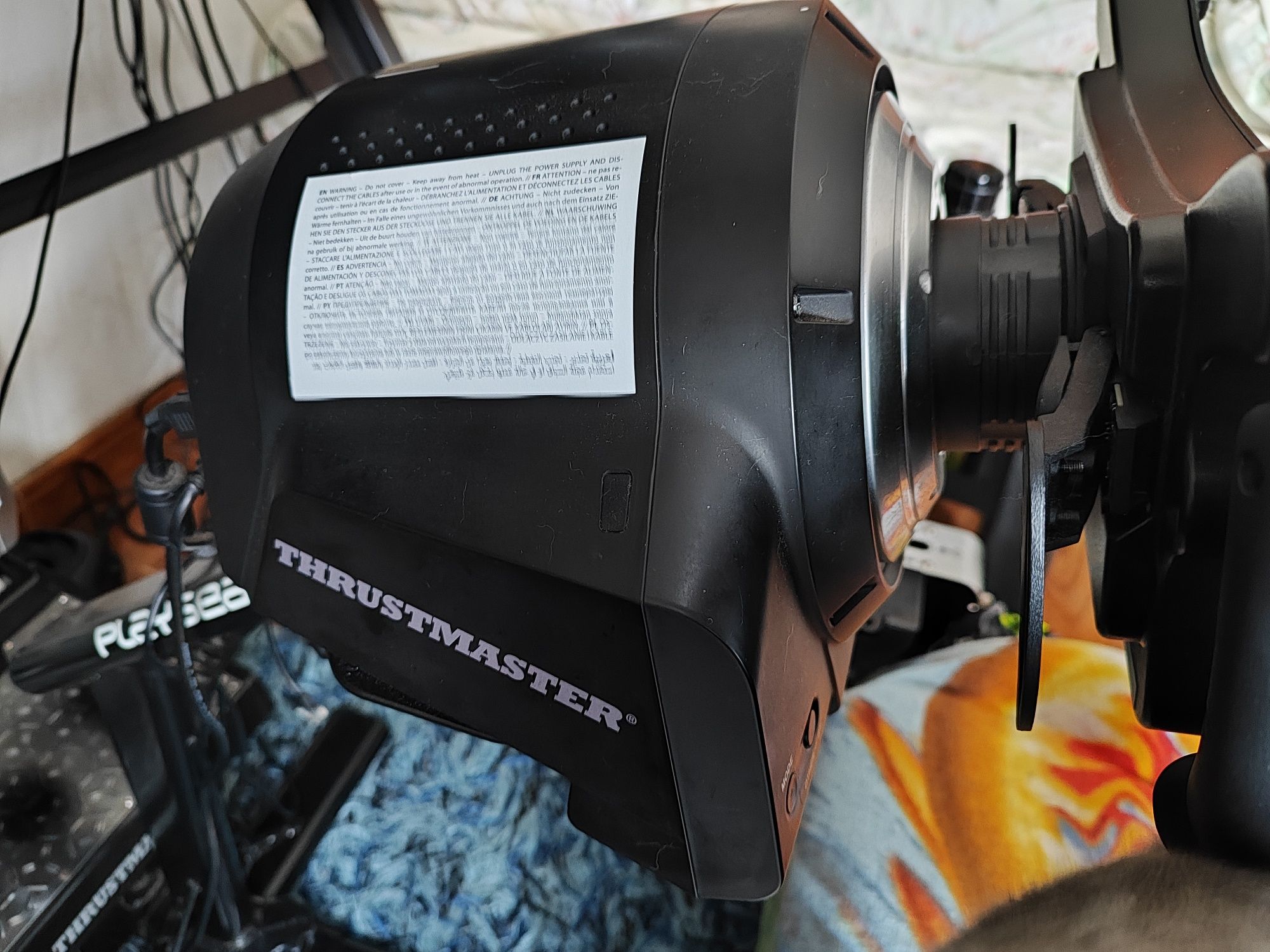 Base thrusmaster tgt2 mais volante GT e rally