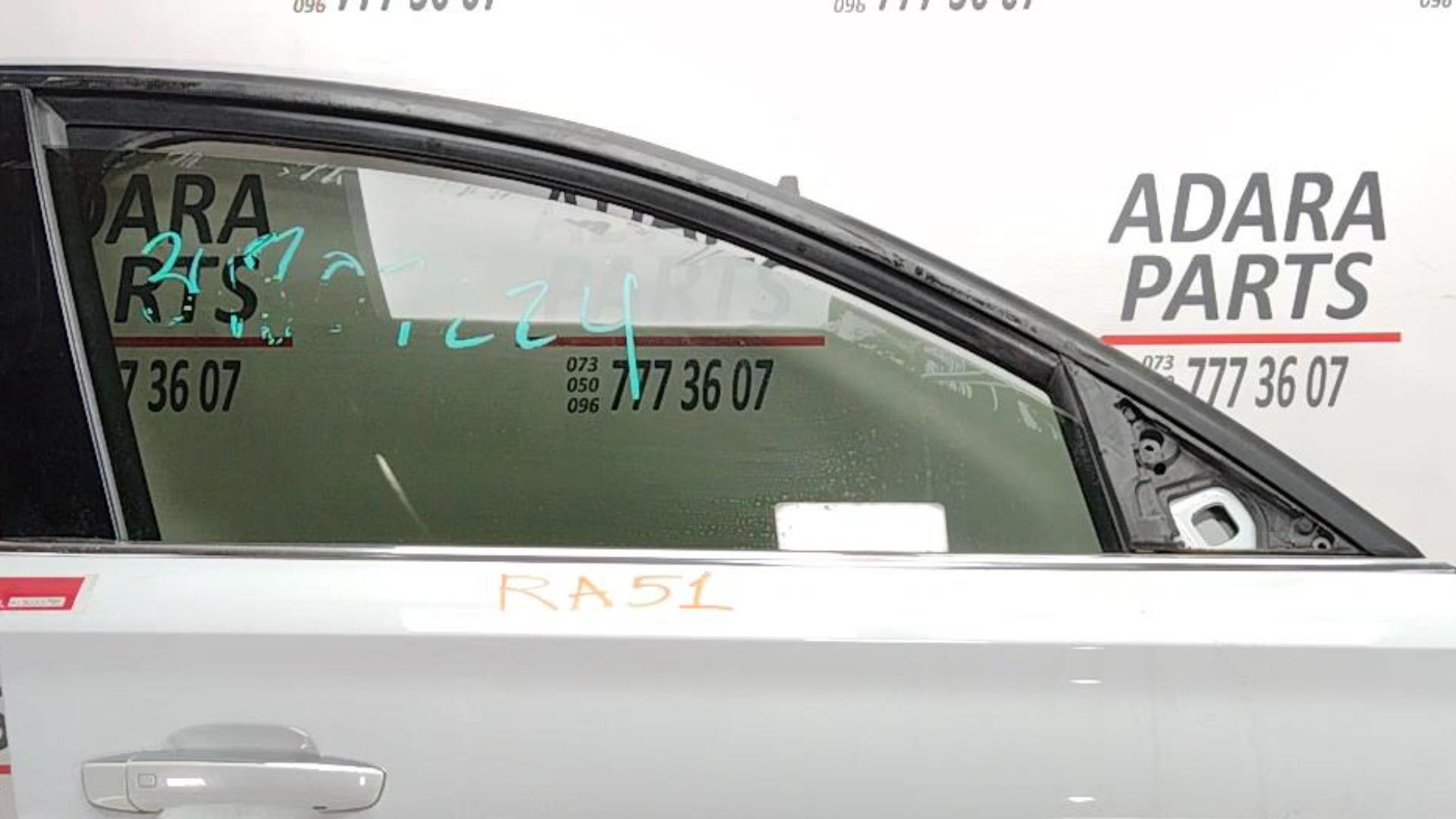 Направляющая стекла для Audi A8 L