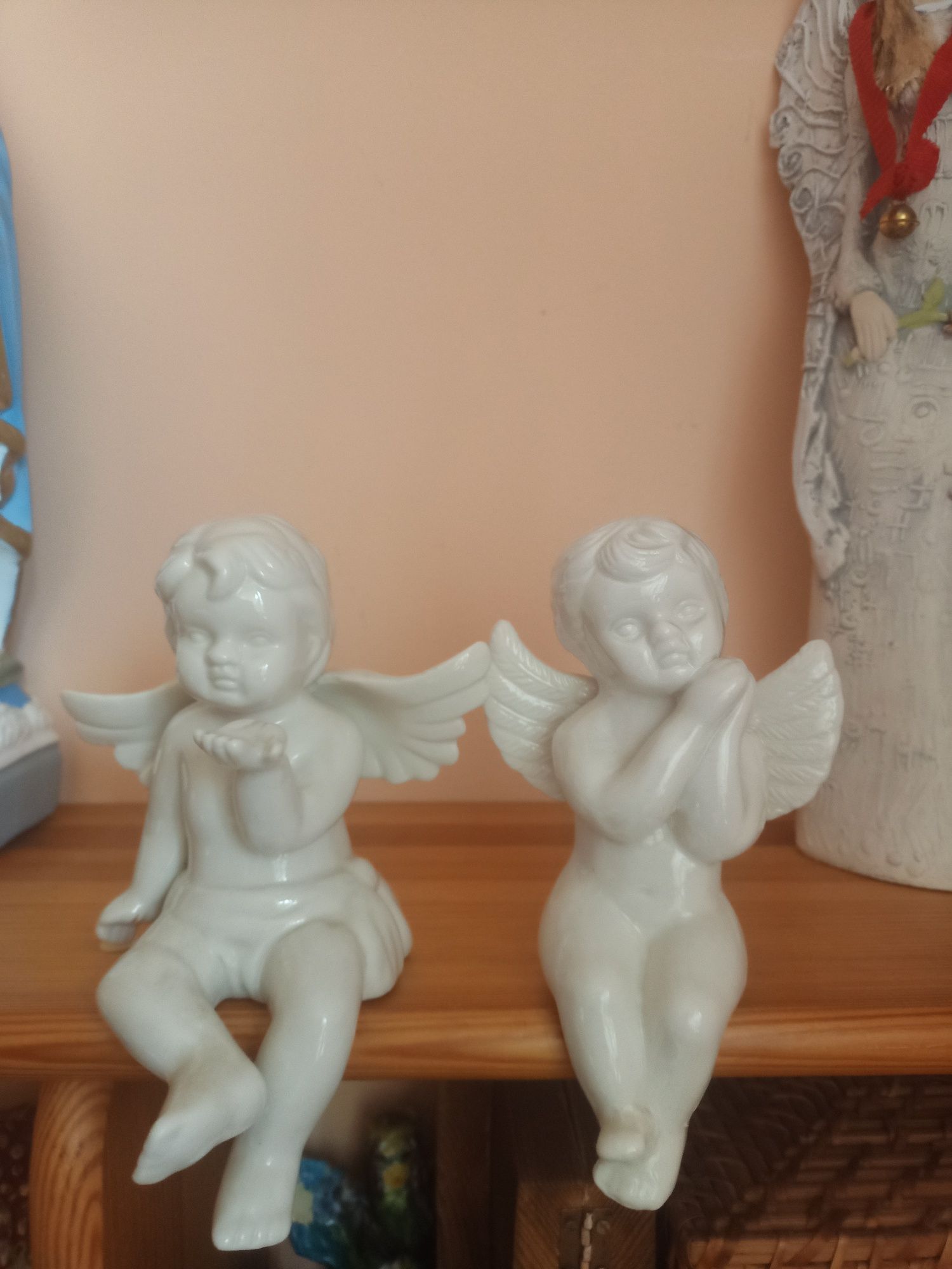 Para porcelanowych Aniołów