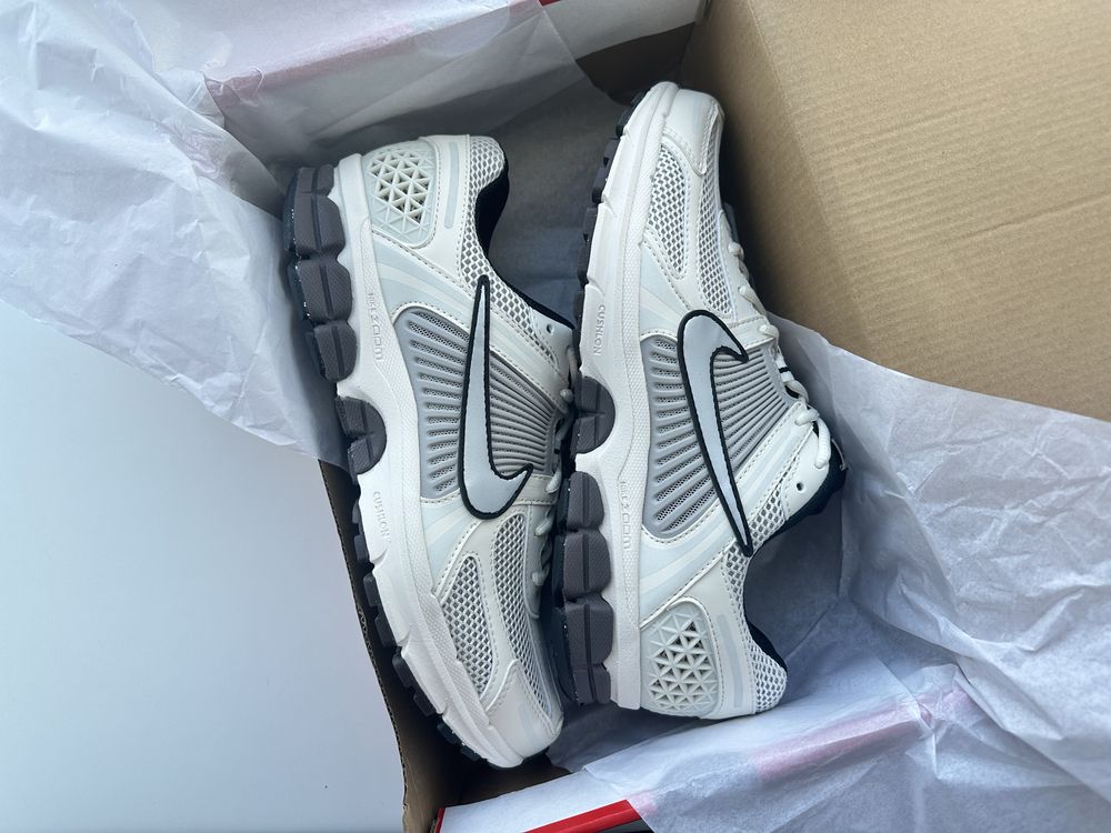 Кросівки Nike Zoom Vomero 5 Beige FJ2028-001