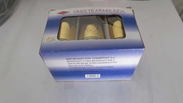 Copos dourados novos