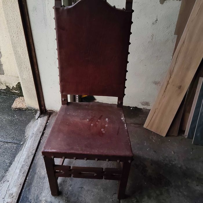 Conjunto de 4 cadeiras antigas