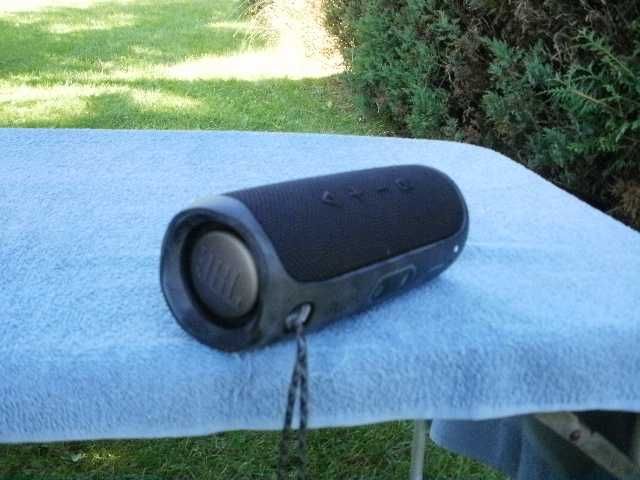 JBL Flip 5 ( oryginal ) czarny,, głośnik przenośny" -jak nowy.