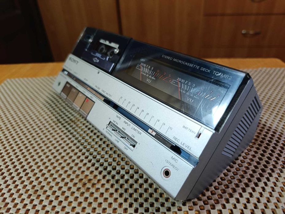 Дека микрокассетная "Sony TC-MR2" // Stereo Microcassette Deck //