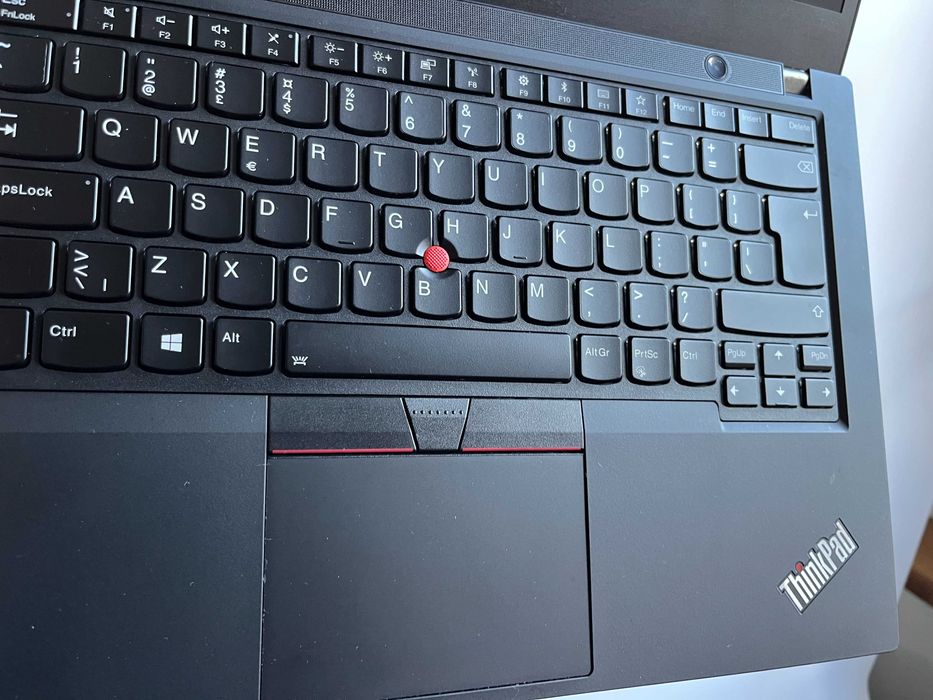 Laptop Lenovo ThinkPad T490 i7-8665U 32/512GB SSD NVME MX250 IPS FV23%