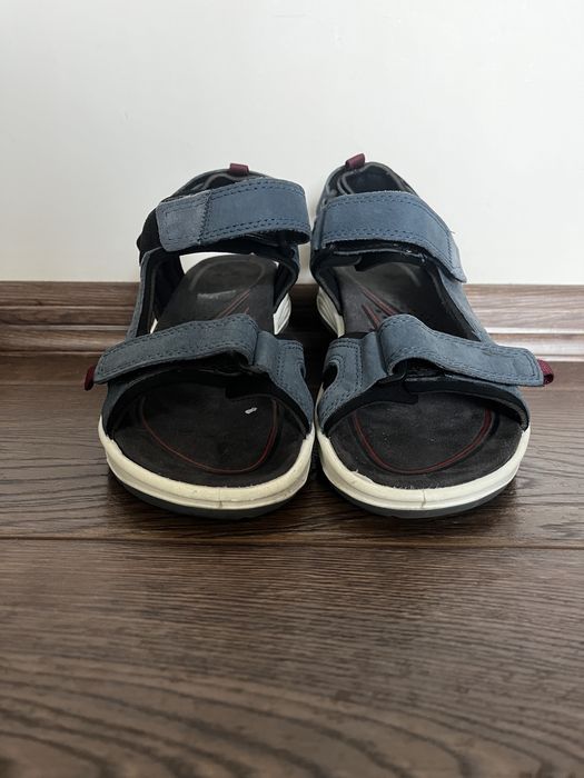 Чоловічі босоніжки