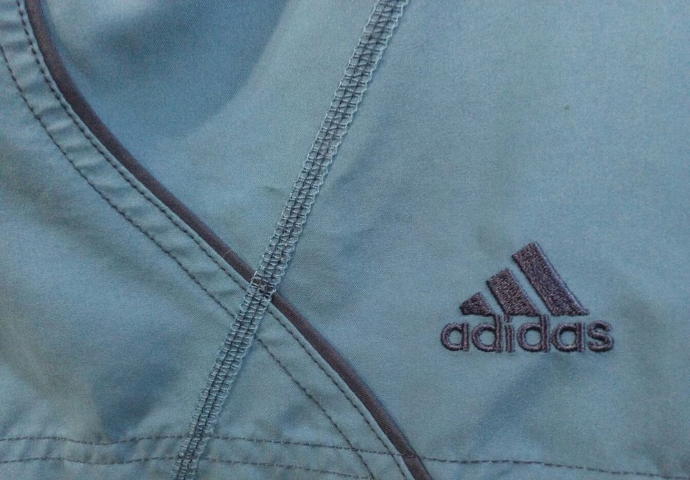 Оригінал Adidas вінтажні спортивні шорти