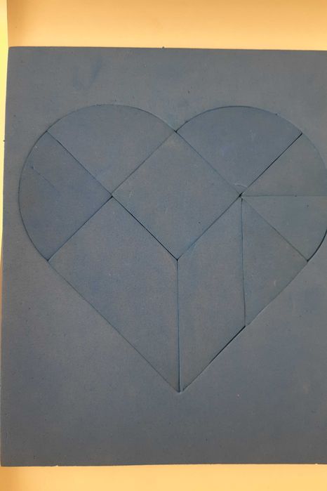 Jogos de encaixe de formas geométricas (desenvolvimento cognitivo)