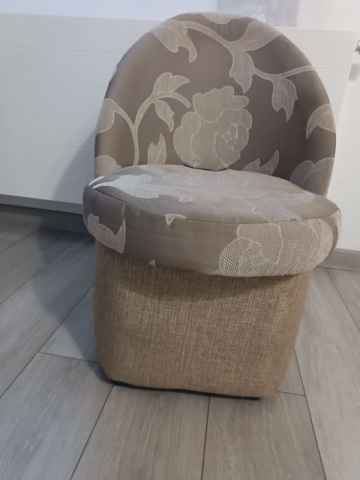 Fotel kubełkowy beżowy