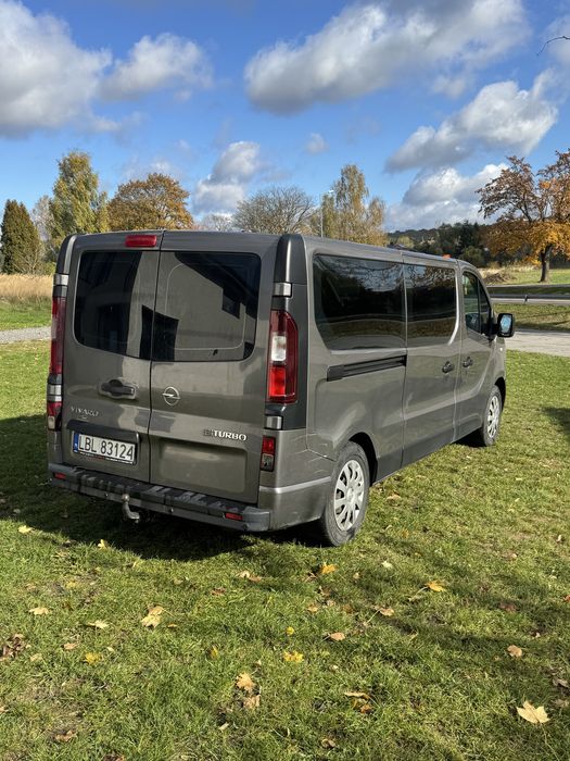 Opel Vivaro B Long 9 osobowy osób prywatny