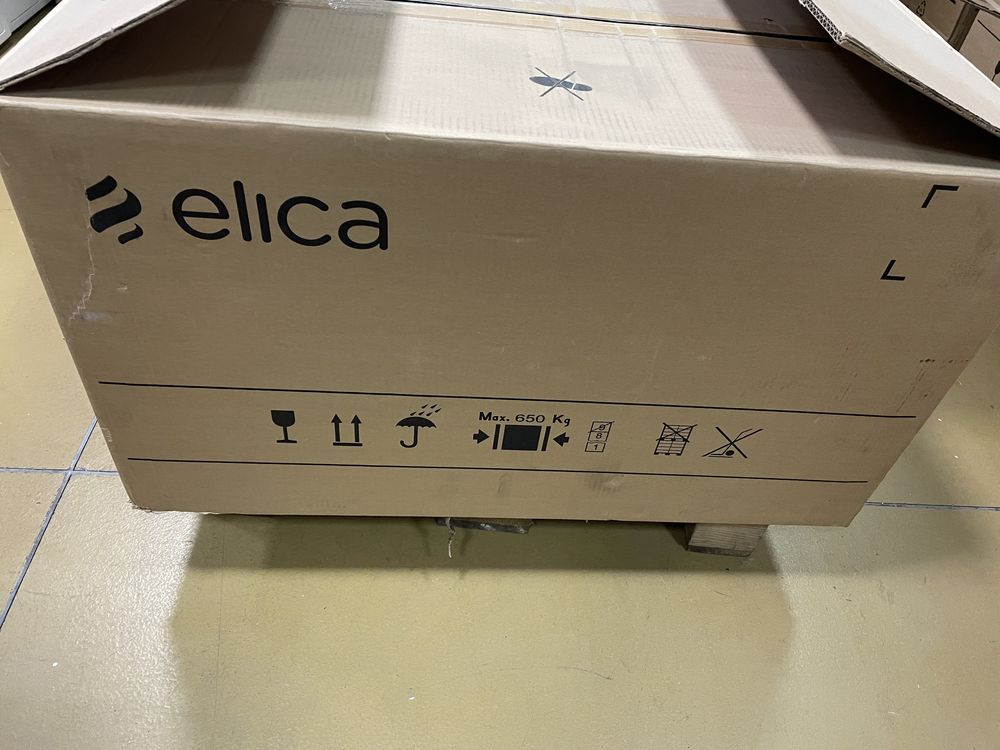 Nowa płyta z okapem Elica Prime BL/F/83