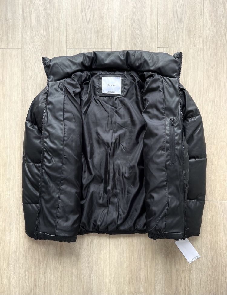 Куртка Bershka Puffer Jacket пуховик экокожа (M)