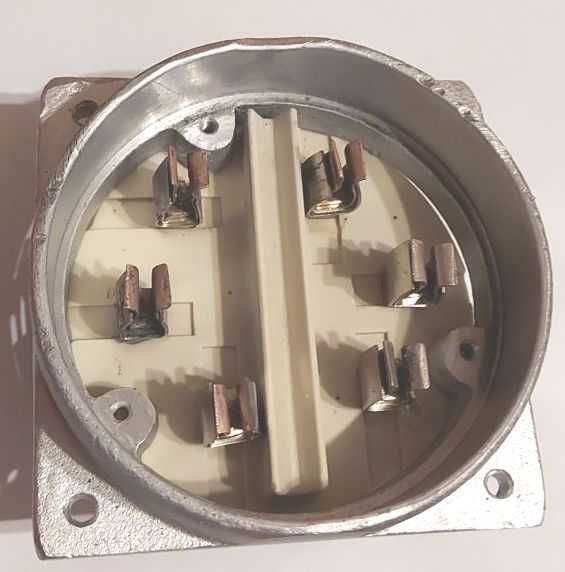 Панельки до радіоламп ПЛК-9,ПЛК-7,ГУ-50,ГУ-81/80 та інші.Радіолампи.