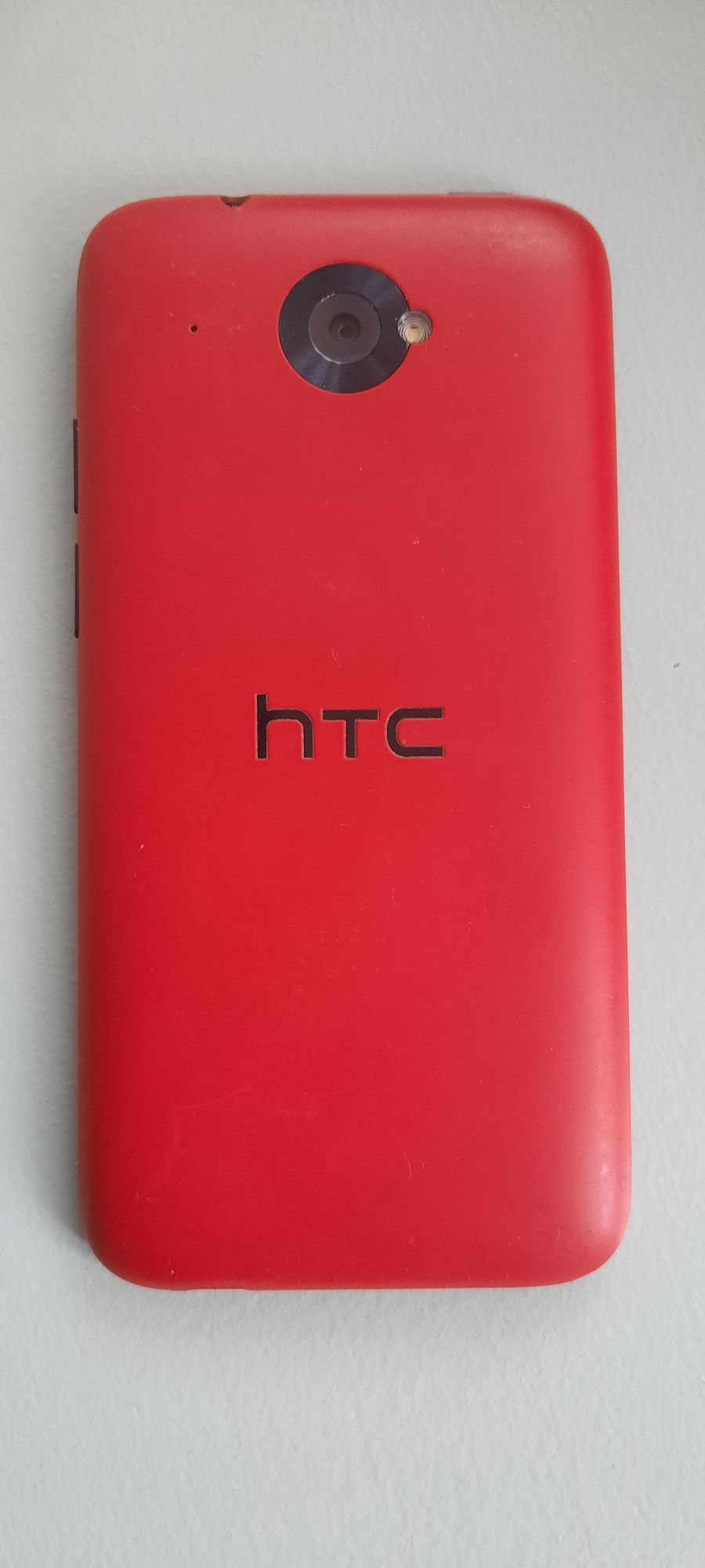 Продам HTC Desire601 Андроїд4'42 Операт.память2,35 Память8,0гб тот р-н