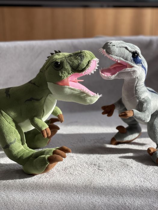 Динозавр велоцираптор та тиранозавр мʼяка іграшка