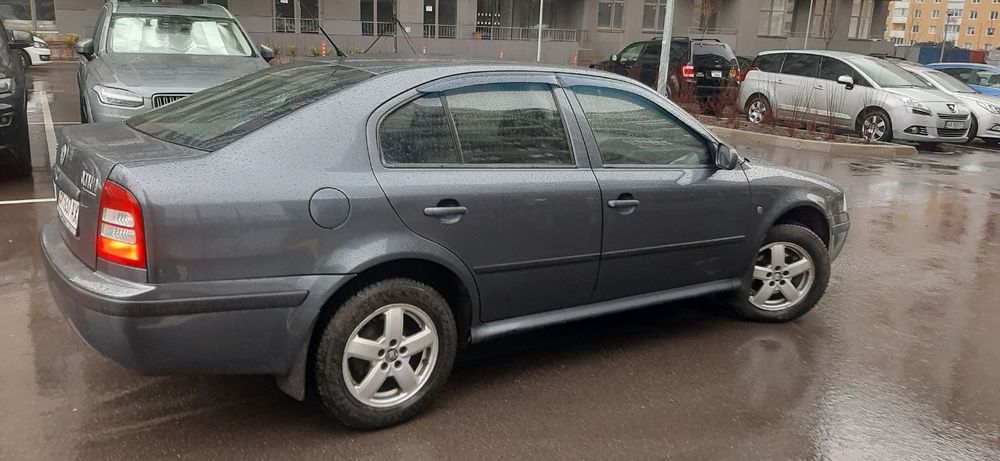Продам Шкода Октавіа Тур 2009