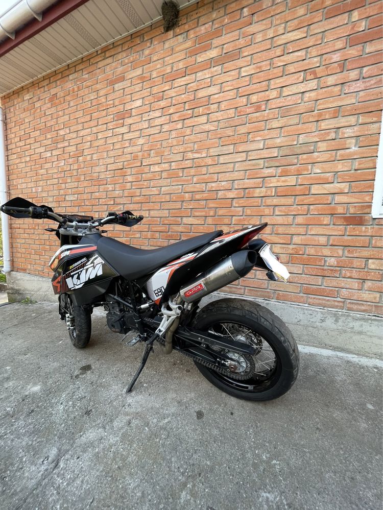 KTM 690 SM Супермото