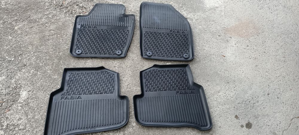 Dywaniki gumowe skoda