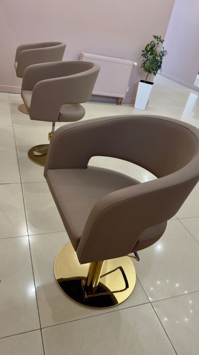 Wyposażenie salonu fryzjerskiego