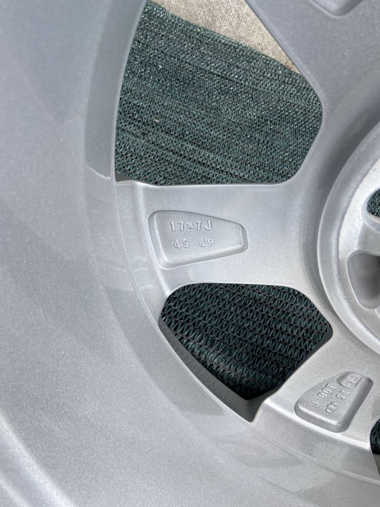 Диски тойота, toyota r17 7j et45 rav4 тітани легкосплавні 5x114,3