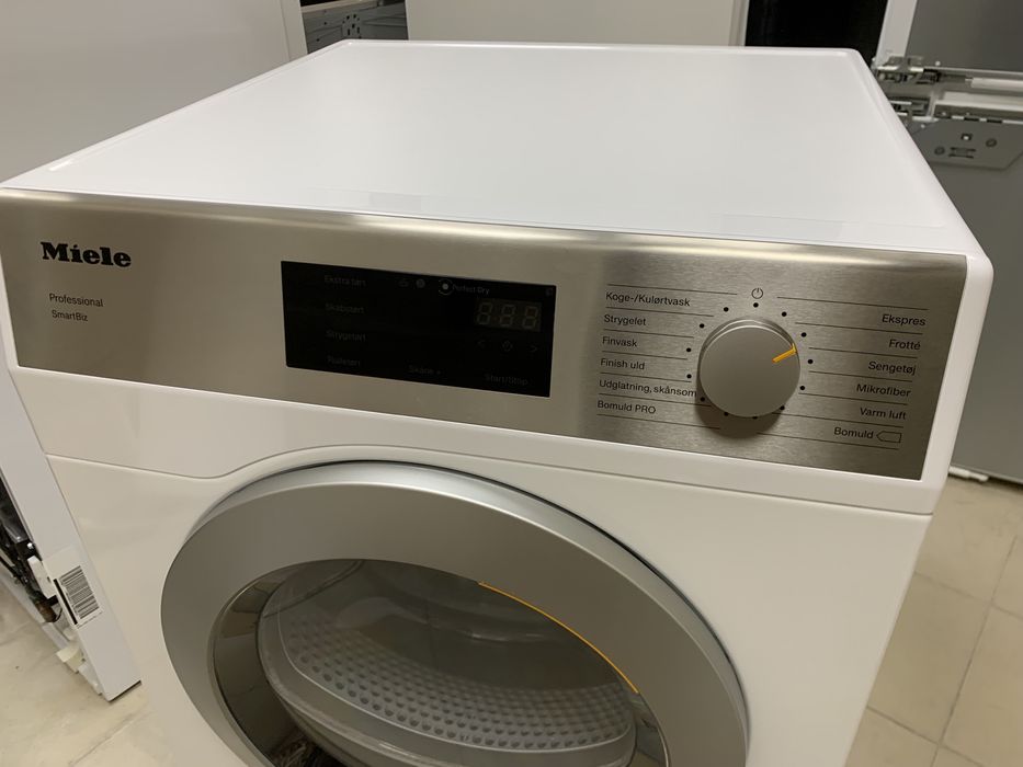 Сушильна машина MIELE PDR 300 HP