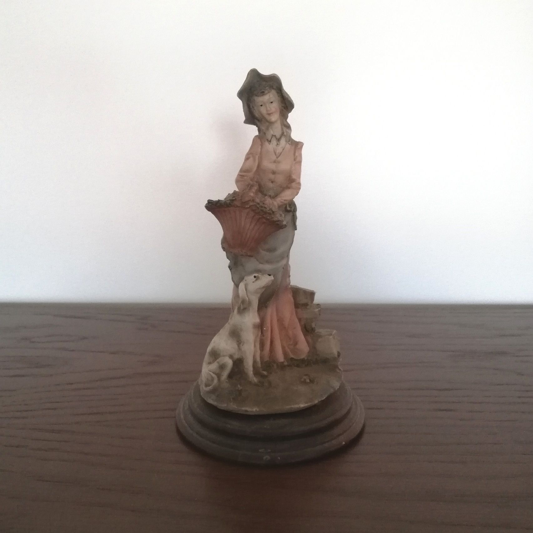 Estatueta / Figura decorativa vintage