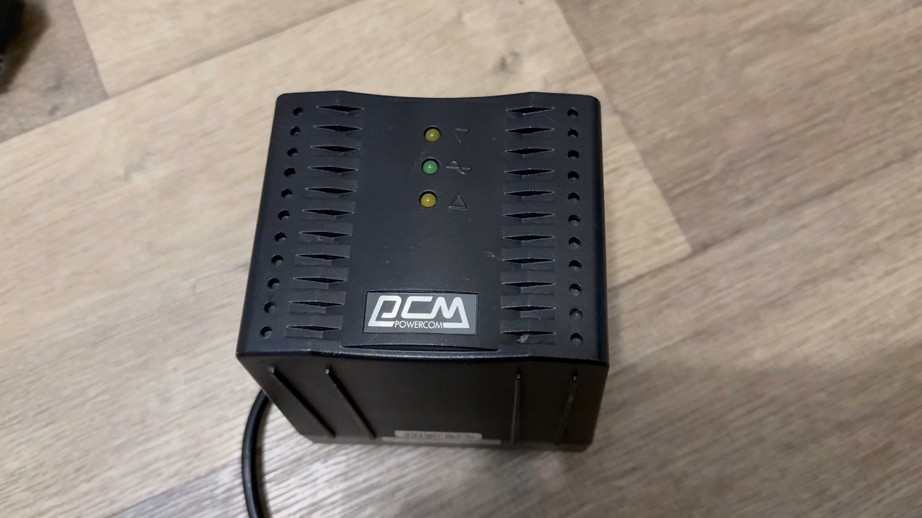Стабілізатор напруги DCM TCA2000