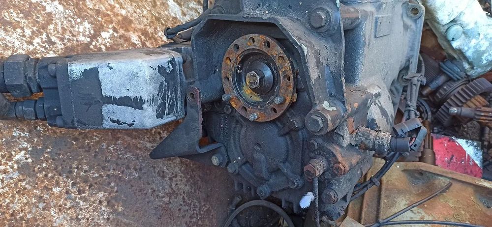 PRZYSTAWKA HYDRAULICZNA  SKRZYNI BIEGÓW MERCEDES 609 709 809 G2 WYWROT