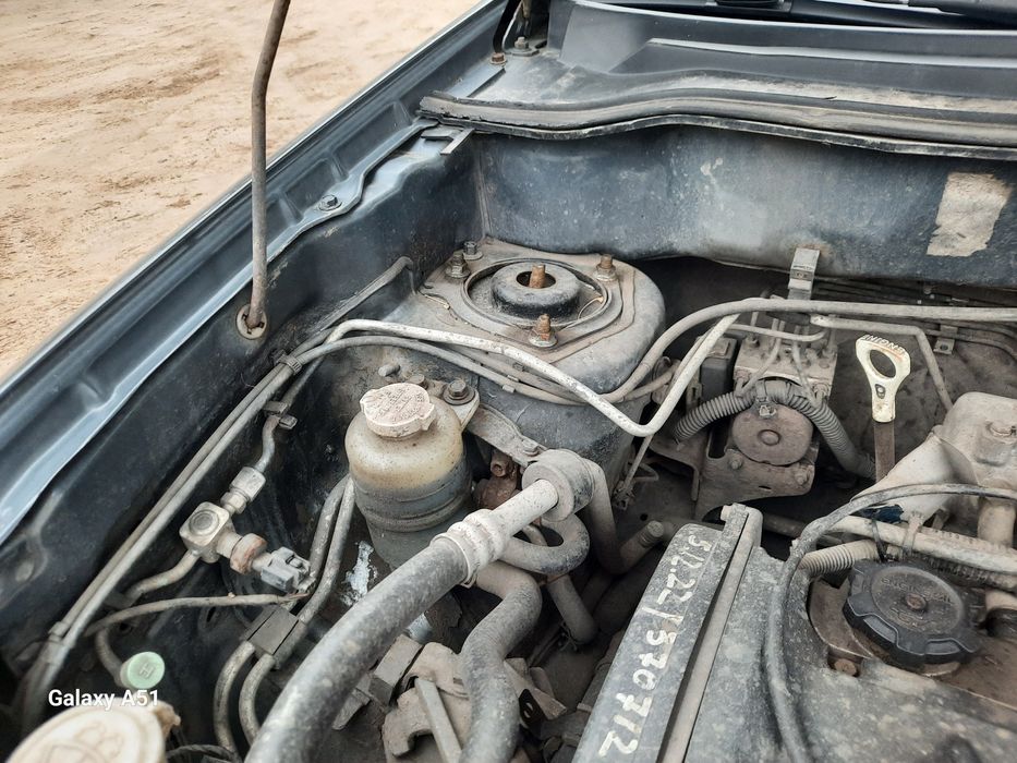 В продаже Mitsubishi autlender 2003 года.  На 4 газу .На полнейшем ход