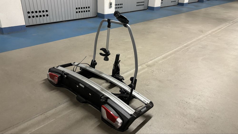Bagażnik samochodowy THULE Master 2701 (VeloSpace XT 2 938)