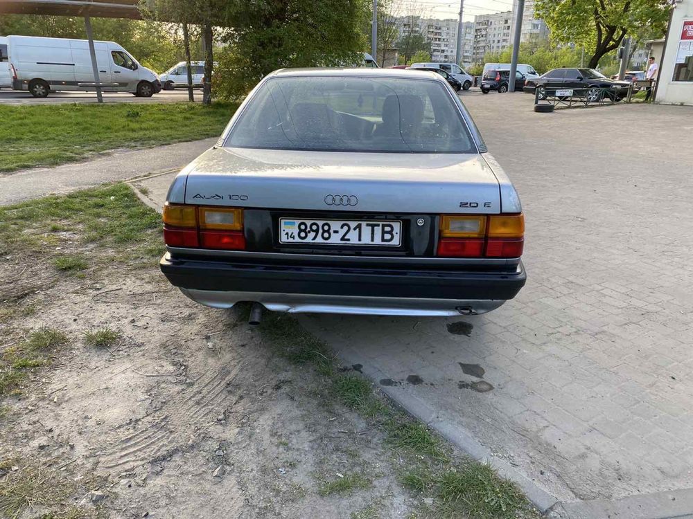 Audi 100 c3 2.0E