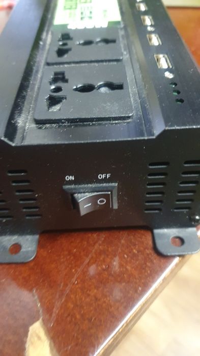 Продам інвертор 400w,24v.