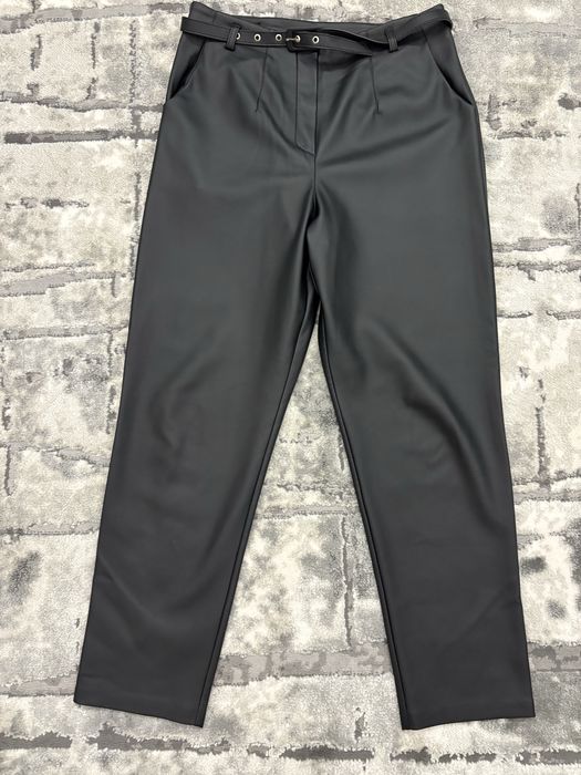 Жіночі чорні штани із екошкіри. Р.46-48.