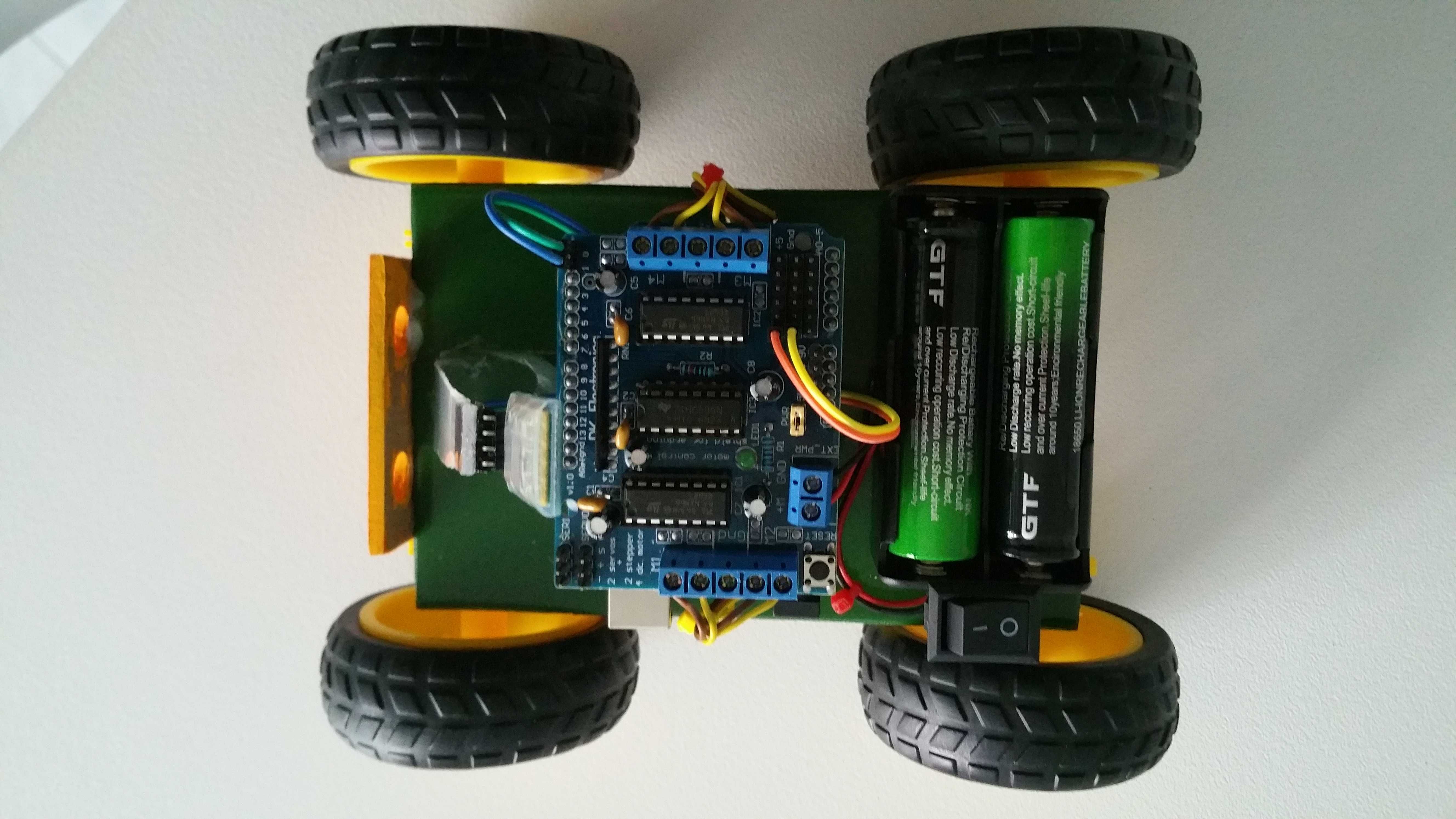 Carro Robot Arduino Educacional programado Control Bluetooth.