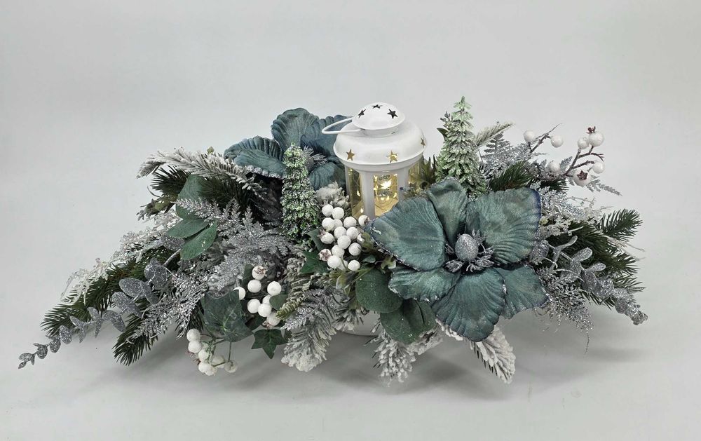 Kompozycja świąteczna na grób, wiązanka na cmentarz Boże Narodzenie