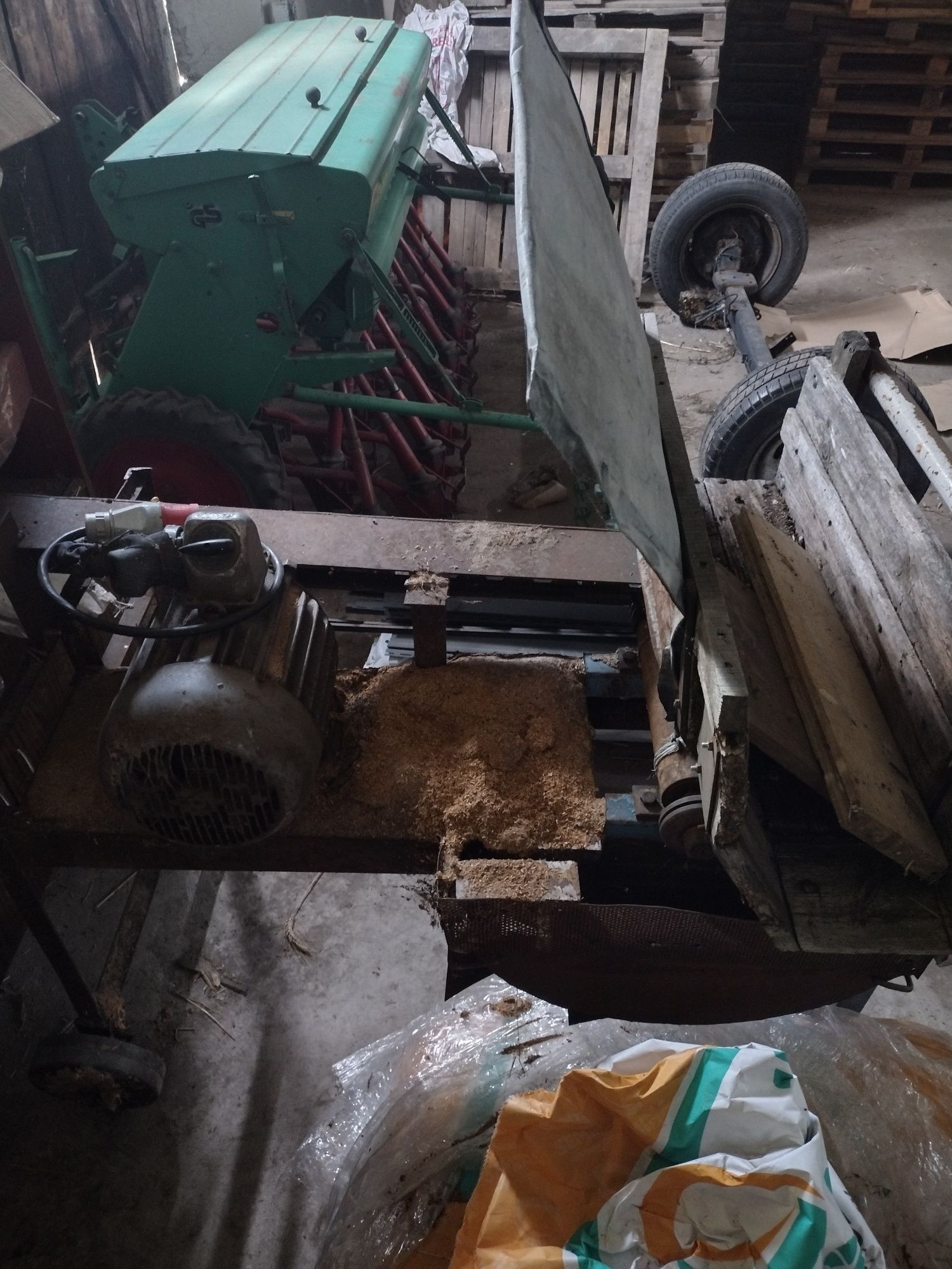 Piła wahadłowa do drewna 5,5kW sprzedam zamienię