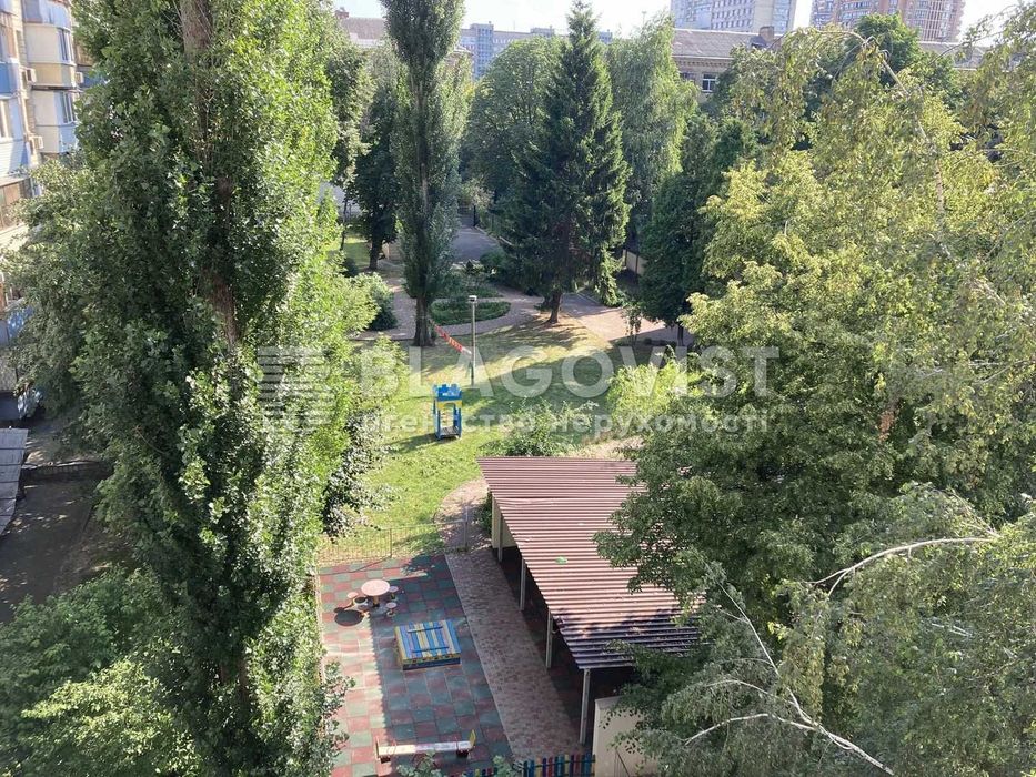 Без комісії продаж 1к Кловський узвіз, 20 Печерськ метро Кловська